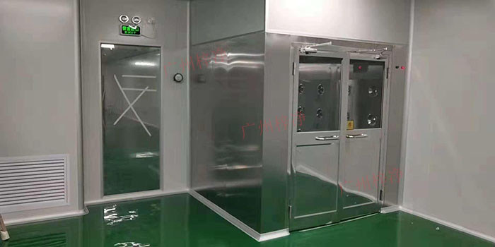風淋室是否符合潔凈室管理的規(guī)定